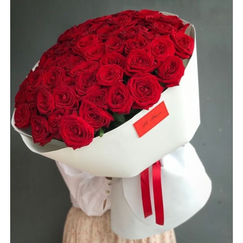 Купить на заказ Букет из 51 красной розы с доставкой в Павлодаре